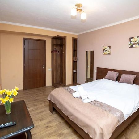 Guest House Kavkasioni 33 Telavi Dış mekan fotoğraf